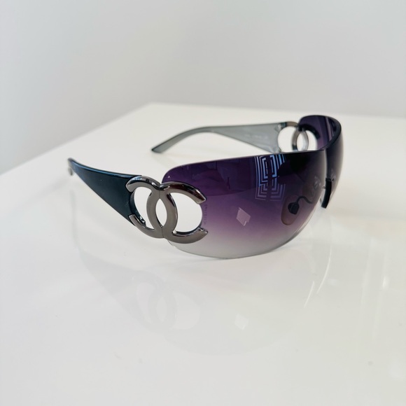 Rare 🖤 Vintage Chanel CC rimless sunglasses. - Picture 5 of 9